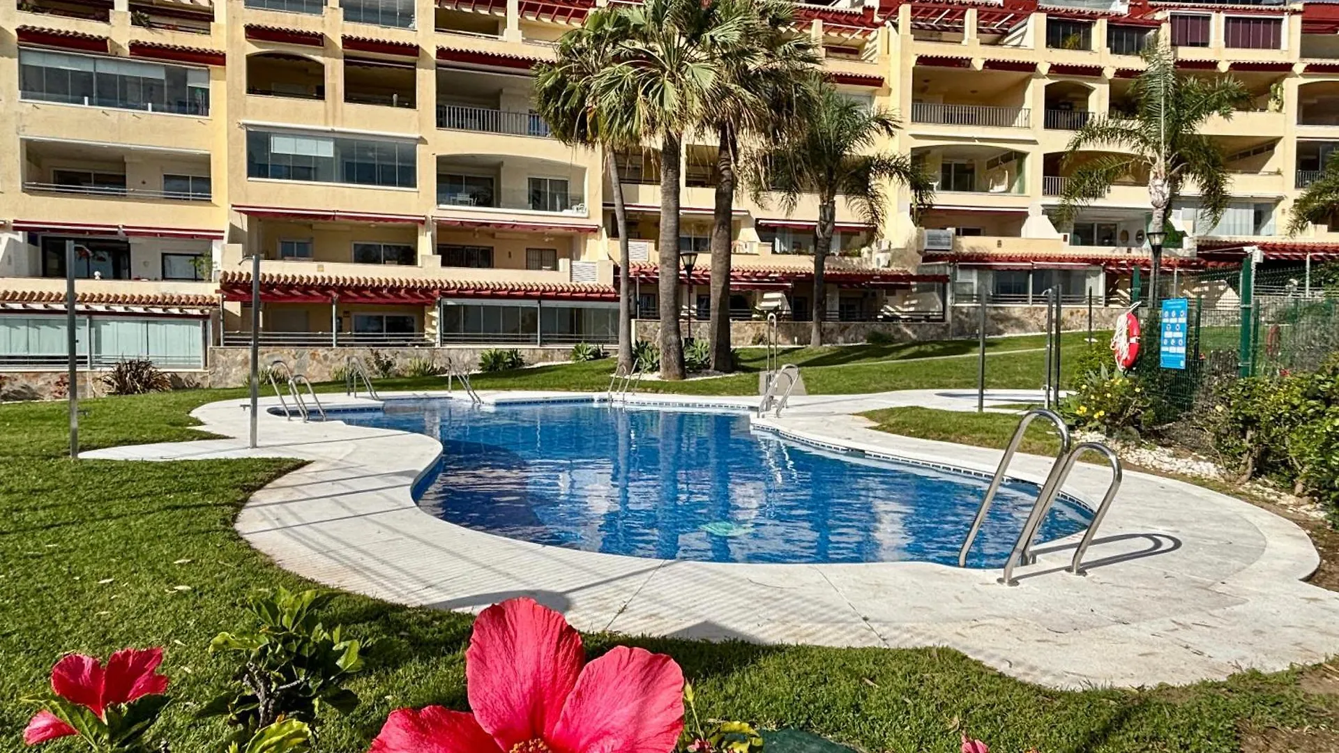 Appartement La Santa Beach & Golf Benalmádena